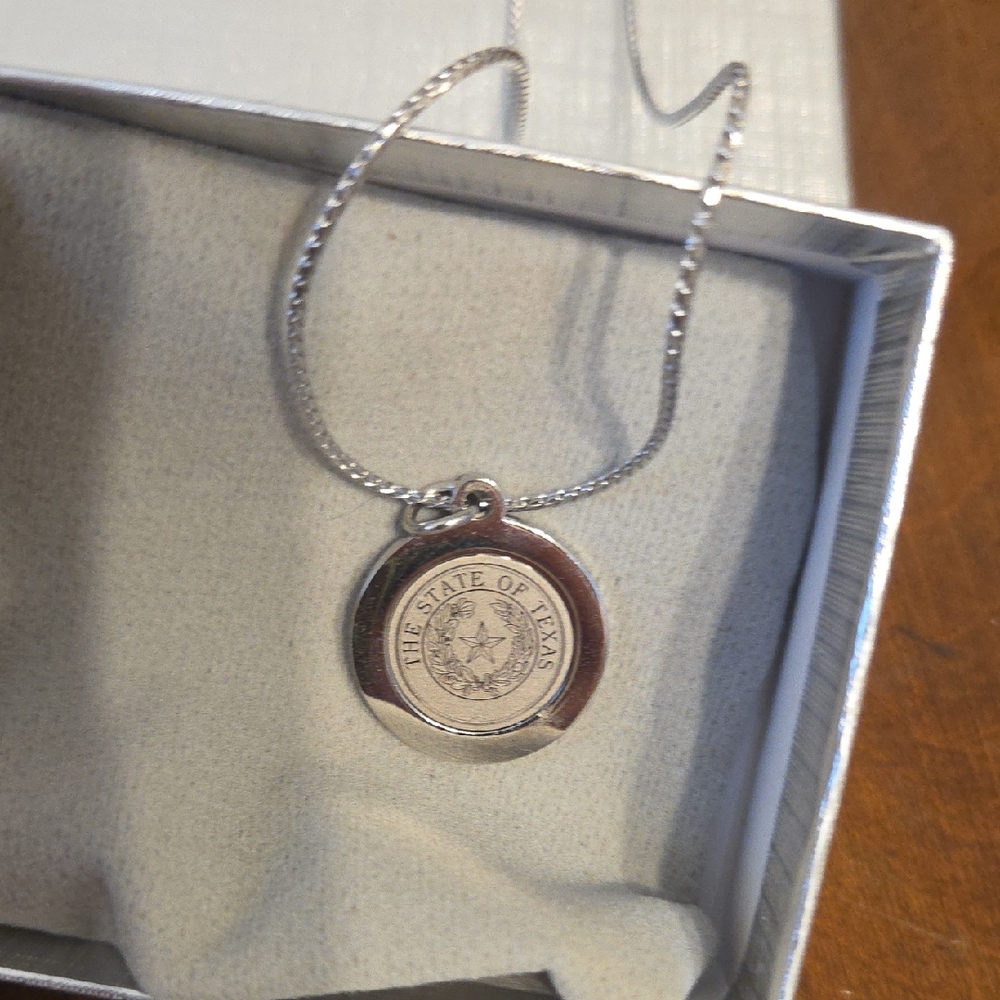 Silver Texas State  Collector piece Pendant Necklace